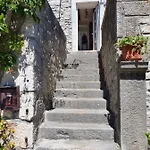 Diny With Pool Dom wakacyjny Pinezići