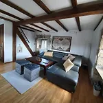 Diny With Pool Pinezići