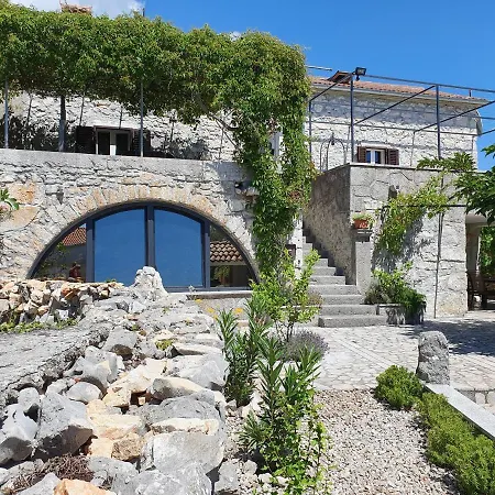Holiday home Diny With Pool Pinezici (Krk)