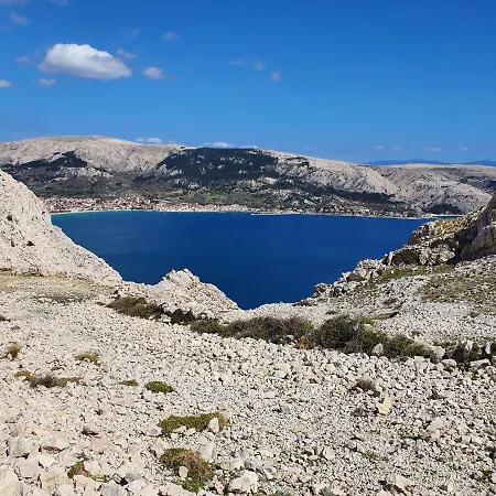 Diny With Pool * Pinezici (Krk)