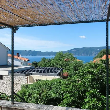 Diny With Pool * Pinezici (Krk)