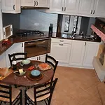 Diny With Pool Pinezići